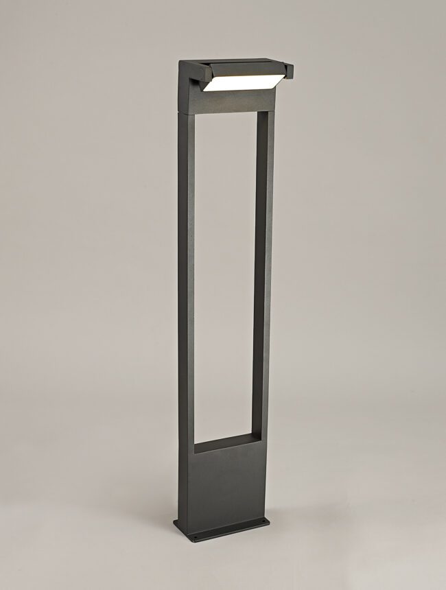 lavish_ Modern outdoor Jaxon Tall Post Light with a sleek design, perfect for Southport home decor.